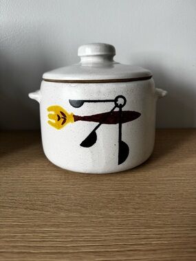 Speckled Ceramic Decorative Bean Pot with Yellow Accent Floral Motif